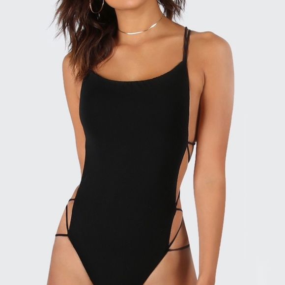Open Back Strappy Bodysuit - Picture 4 of 5